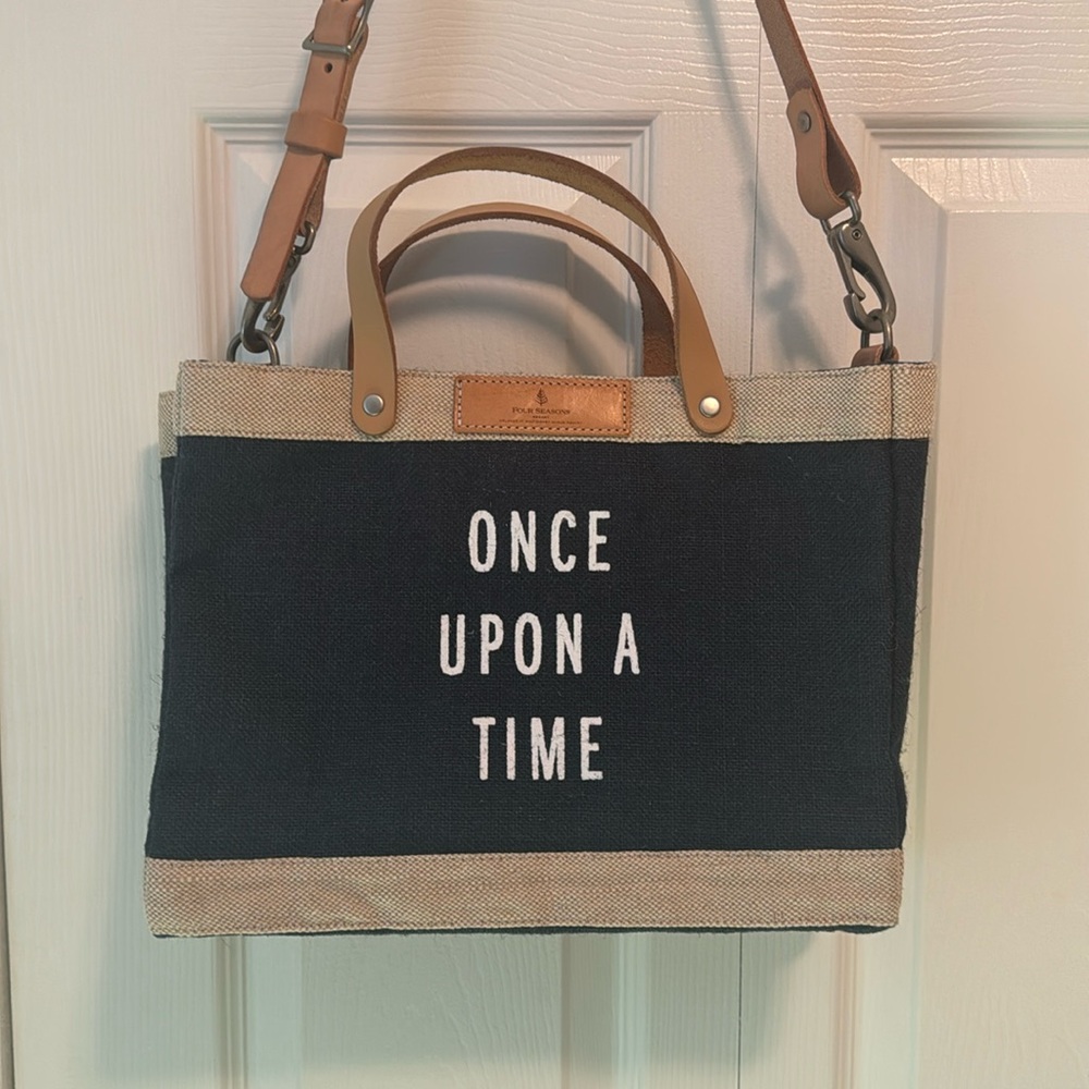 APOLIS small market tote navy leather strap custom NWOT